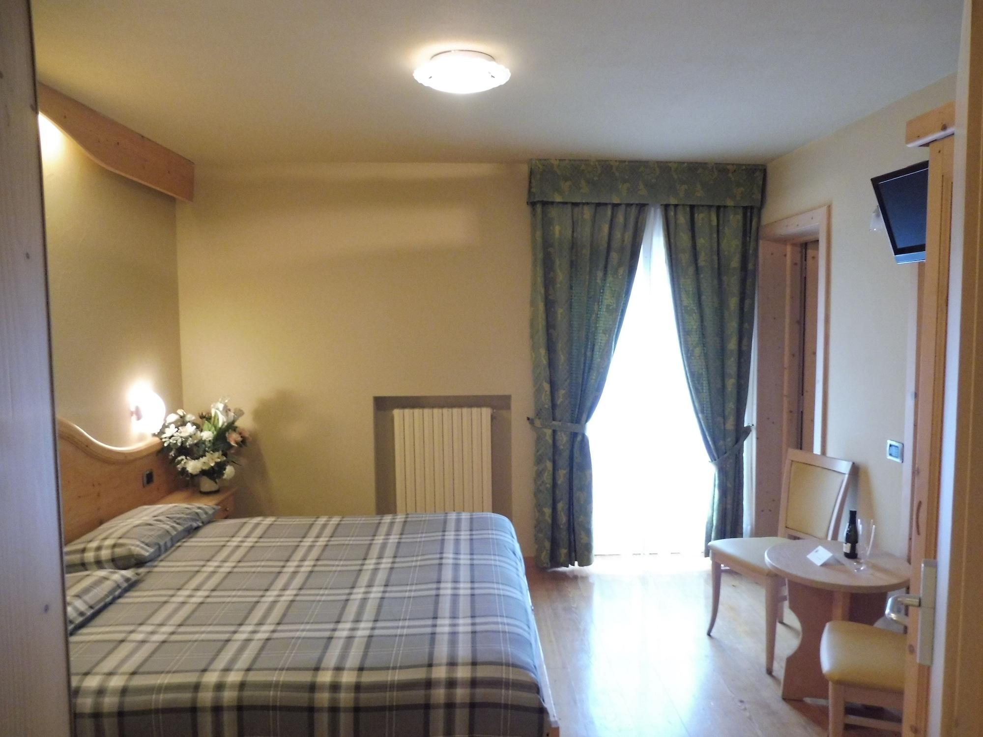 Hotel Valeria Livigno Kültér fotó
