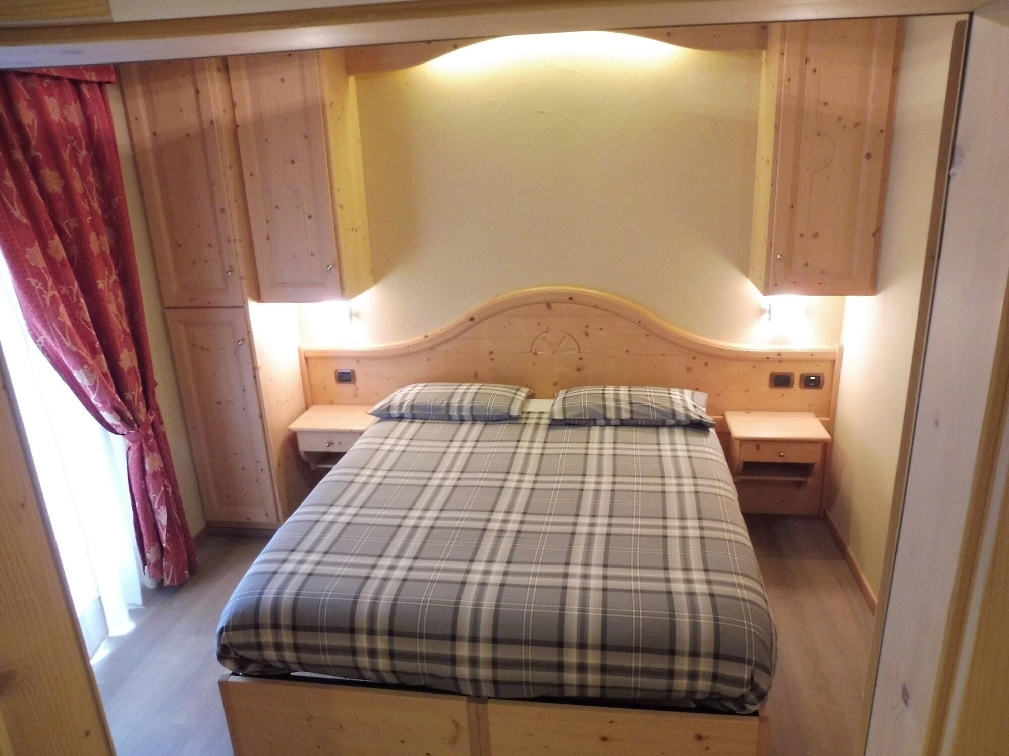 Hotel Valeria Livigno Kültér fotó