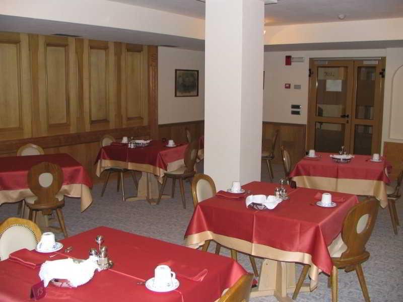 Hotel Valeria Livigno Kültér fotó