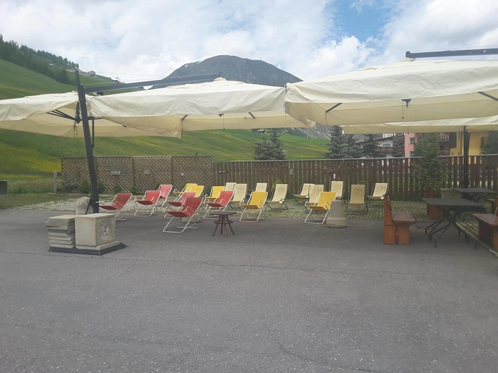 Hotel Valeria Livigno Kültér fotó