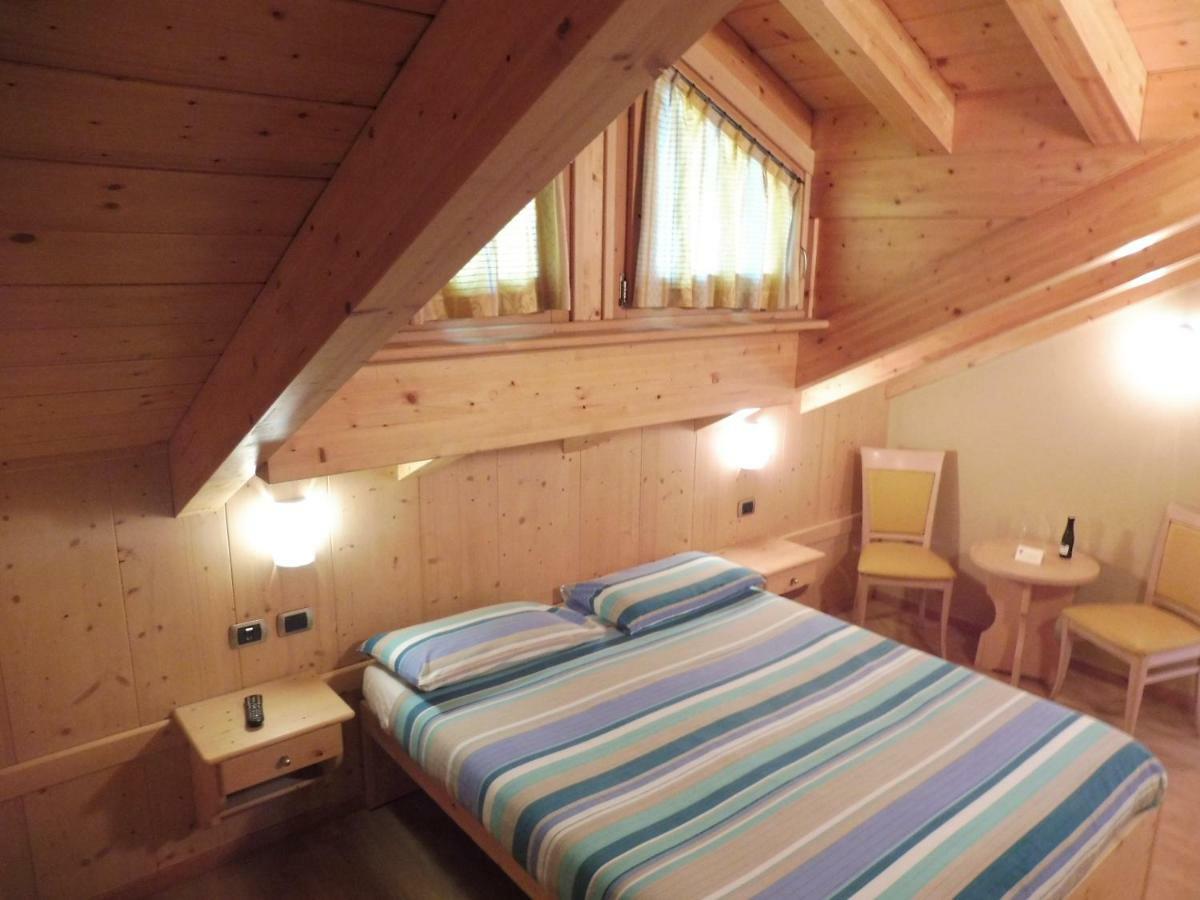 Hotel Valeria Livigno Kültér fotó
